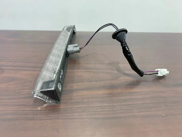 Feu Stop Arrière Toyota RAV4 OEM FBZ26801 image 7