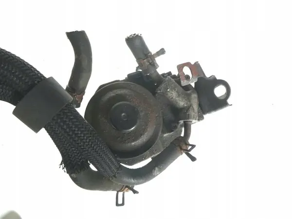Brandstofffilterhuis basis OEM - Toyota Yaris II 1.4 D4D image 3