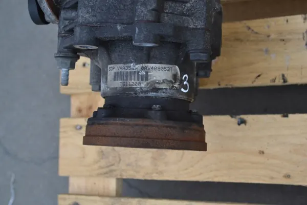 Audi TT 3.2 V6 Verteilergetriebe OEM 0AV409053T image 3