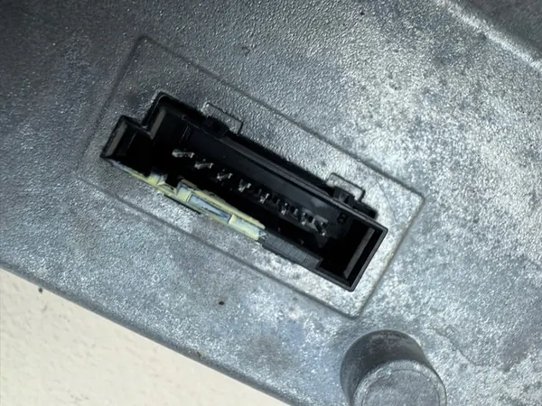 BMW X5 G05 Power Control Module 61425A05A0301 image 5