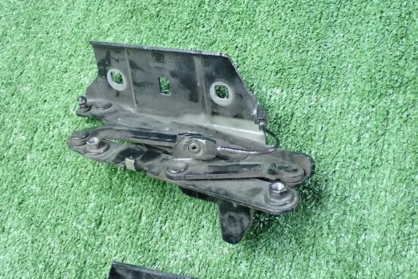 Charnières de capot Opel Insignia B OEM 39126608/09 image 3