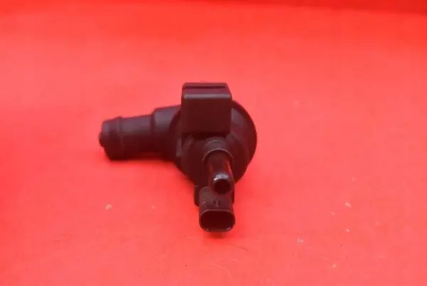 Válvula de purga combustible OEM 7614013 para BMW F44 image 6