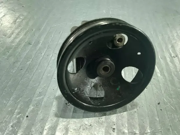 Stuurbekrachtigingspomp Volvo V70 2.5 TDI 9485904 image 2