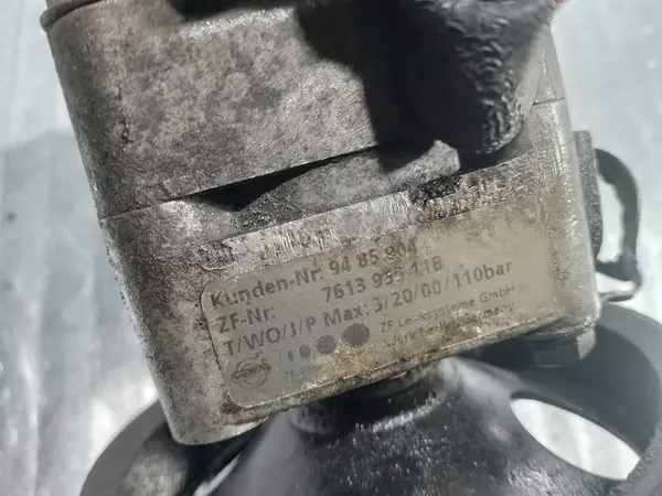 Stuurbekrachtigingspomp Volvo V70 2.5 TDI 9485904 image 6