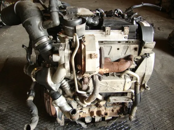 Motor VW Caddy Golf VI Octavia II 1.6 TDI CAY 2013 image 3