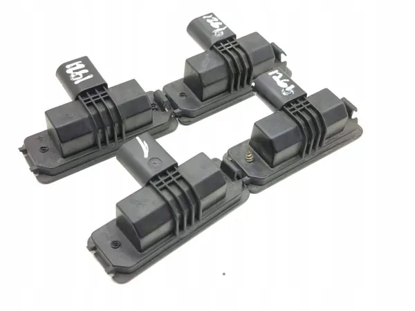 Luz de matrícula Bentley Flying Spur 2006 OEM AMD195961 image 7