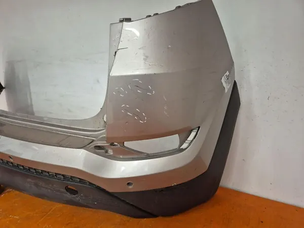 HYUNDAI TUCSON 3 III 15-20 Parachoques trasero 86612-D7010 image 7
