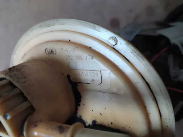 Bomba de Combustível Flutuante Volvo S60 I 2.4 Diesel 30761739 image 4