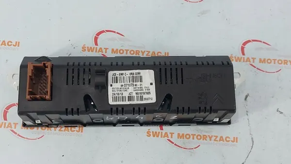 Ecrã CITROEN DS3 OEM 9807107380 - Usado image 7
