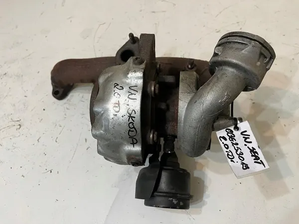 VW SKODA 2.0 TDI Turbo 03G253019J image 8