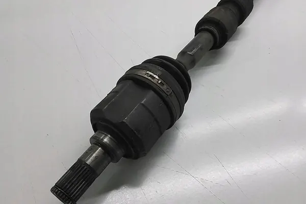 Höger Framskaft HYUNDAI IX35 1.7L diesel OEM 495012Y900 image 2