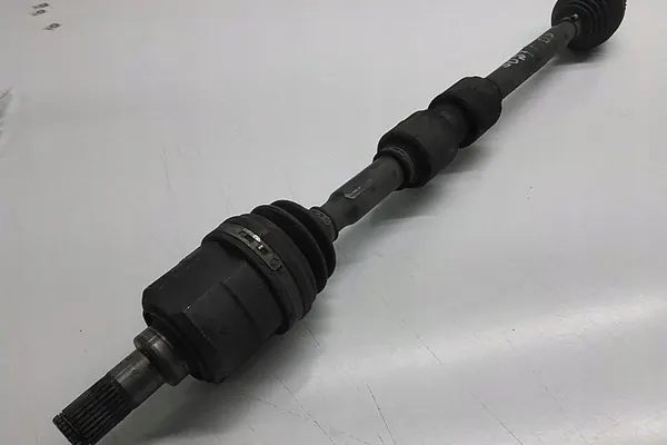 Höger Framskaft HYUNDAI IX35 1.7L diesel OEM 495012Y900 image 4