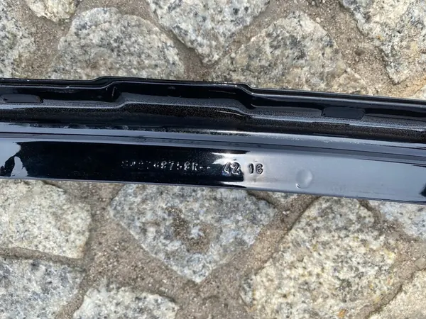 RENAULT CLIO IV Höger Framdörr OEM 801104098R image 10