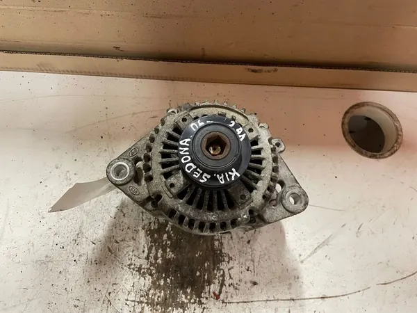 Vaihtovirtageneraattori Kia 2.9L 2008 OE 37300-4X900 image 2