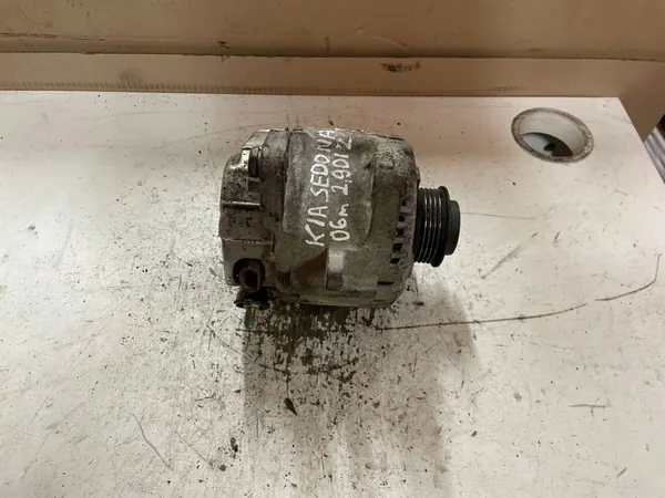 Vaihtovirtageneraattori Kia 2.9L 2008 OE 37300-4X900 image 3
