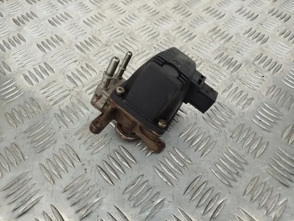 Réservoir AdBlue Scania OEM 2238324 - État Utilisé image 2
