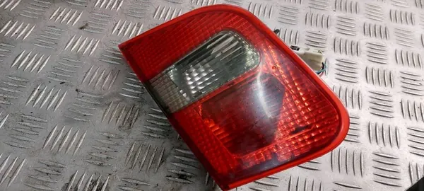 Faróis Traseiros LAMPA TYŁ OEM Mitsubishi Carisma I Sedã image 3