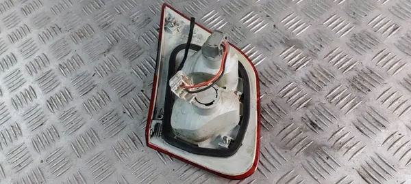 Faróis Traseiros LAMPA TYŁ OEM Mitsubishi Carisma I Sedã image 4