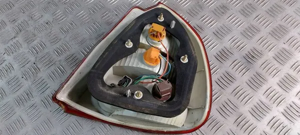 Faróis Traseiros LAMPA TYŁ OEM Mitsubishi Carisma I Sedã image 7