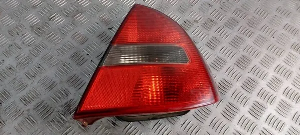 Faróis Traseiros LAMPA TYŁ OEM Mitsubishi Carisma I Sedã image 8