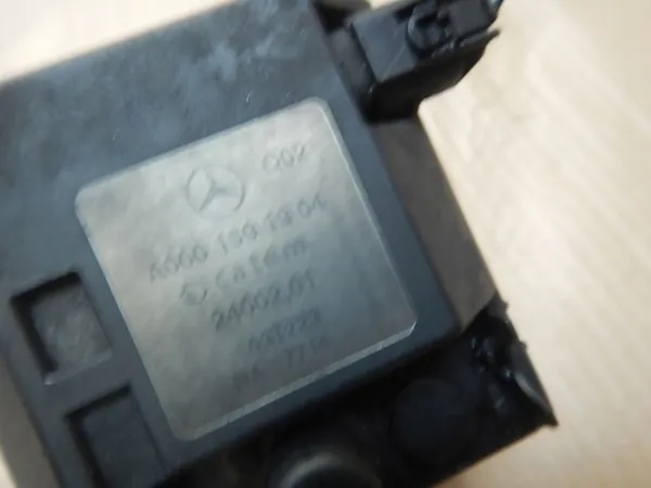 Koelvloeistofverwarmer OEM A0001591904 voor Mercedes W203/W211 image 3