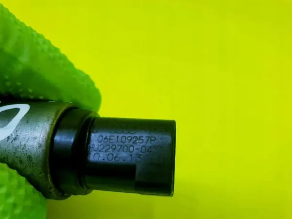Válvula sensor árbol de levas OEM 06E109257P Audi image 5