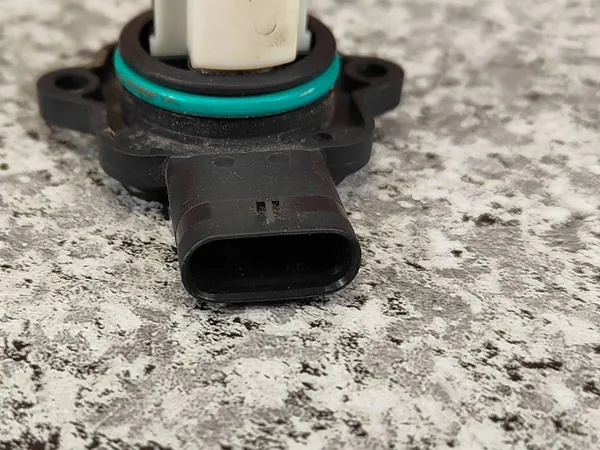 BMW Luftmassenmesser E82 E90 F10 F01 F25 E70 N55 N53 N52 5WK97512 image 4