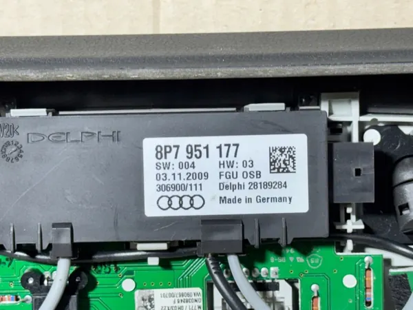 Katto Audi A5 8T Coupé OEM 8F0867360 8P7951177 image 5