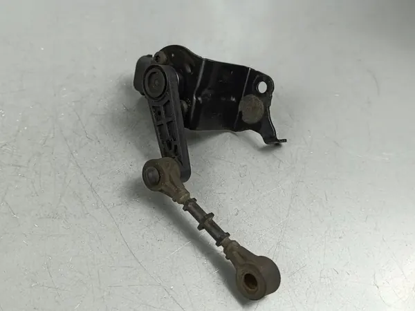 Sensor de suspensão pneumática dianteira Jaguar F-Pace 2018 GX733C280CA image 4