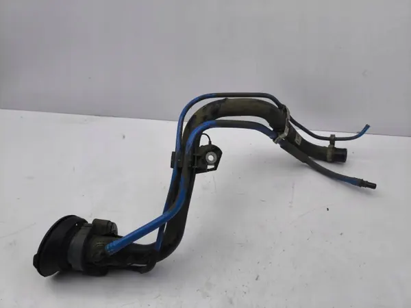 Pescoço de enchimento OEM 7774610020 para Toyota Corolla image 6