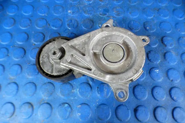 Tensor de correia alternador Toyota OE Corolla E21 image 3