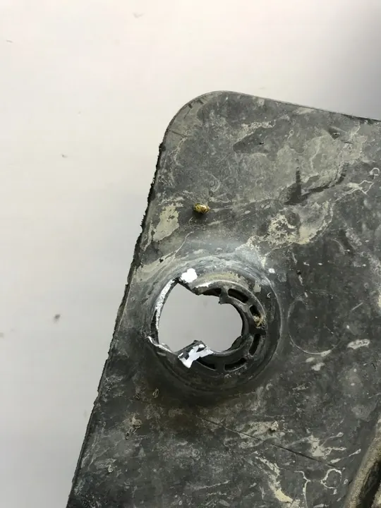 DACIA SANDERO II STEPWAY LOGAN motorplåt image 9