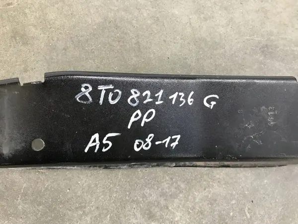 Audi A5 I 8T Kotflügelhalterung Rechts Vorne OEM 8T0821136G image 4