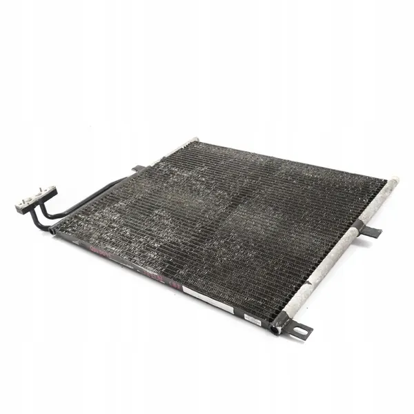 BMW E83 X3 Ilmastointikondensaattori image 10