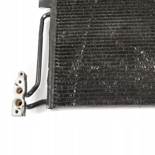 BMW E83 X3 Ilmastointikondensaattori image 6