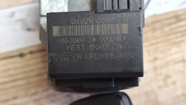 Sytytyskytkin OEM 11539097A Ford Galaxy III:lle image 4