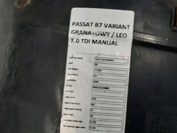 VW Passat B7 Left Front Wheel Arch Cover 3AA805911 image 3