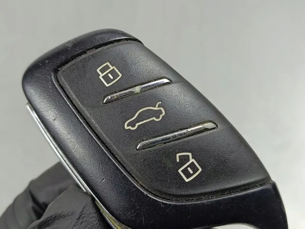 Clé ou carte MG ZS 2022 FOB49204 image 2