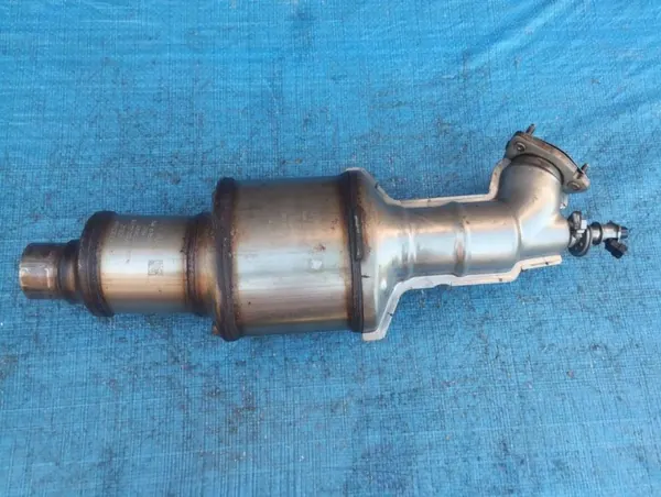 Audi Q5 DPF-filter OEM 80A254401J - Gebruikt image 5