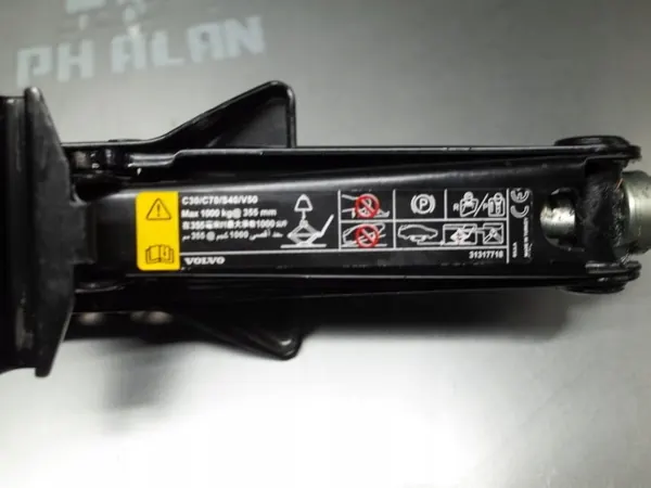 Volvo Autotunkki OEM 31317718 C30 C70 S40 V50 image 3