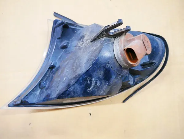 BMW E46 Luz Indicadora Frontal Direita 7165850 image 2