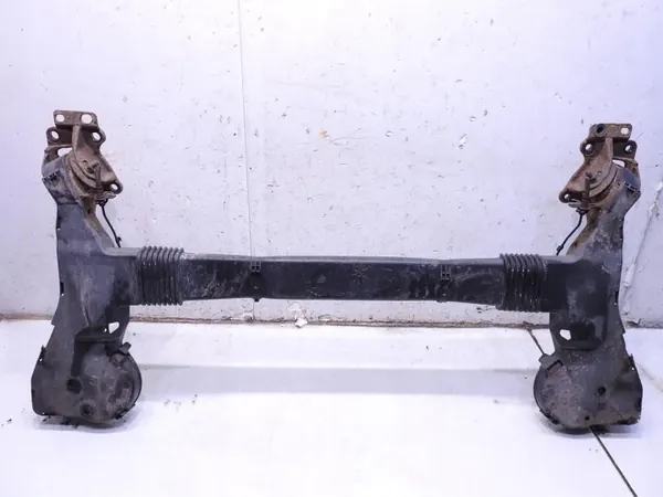 Hinterachsschwinge OEM 987654321 Peugeot 207 CC image 3