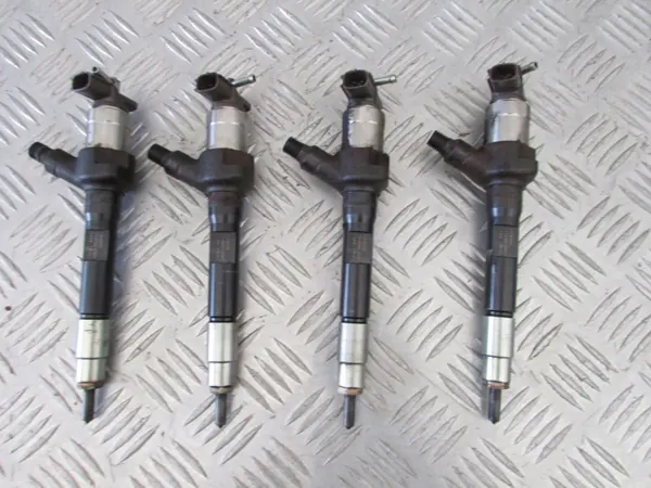 Injecteur Mazda OE R2AA pour Mazda 6 Estate 2.2L image 2