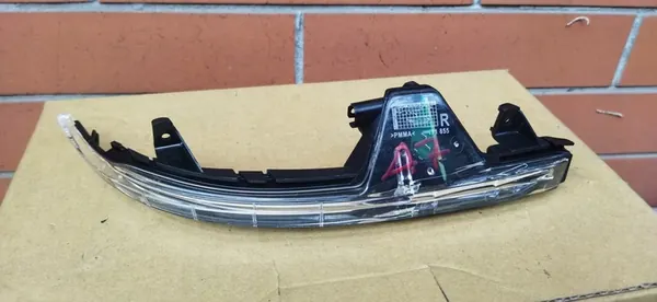 AUDI A7 4G 2010-2017 Oikea peilinäyttö image 2