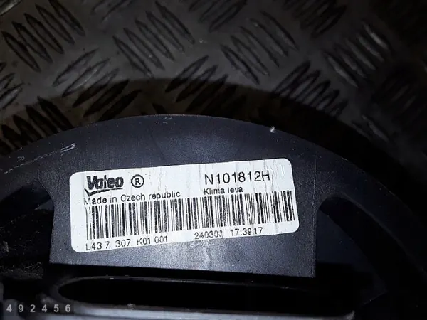 Ventilateur de chauffage Peugeot OEM N101812H - Occasion image 4