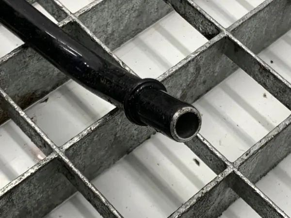 Conduto de combustível OEM 7356581 - Usado image 3