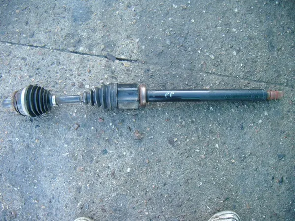 VOLVO S60 1 I 2.4 Främre Höger Halvaxel image 2