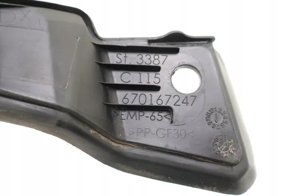 Junta parabrisas derecho Maserati Grecale OEM 670167247 image 7