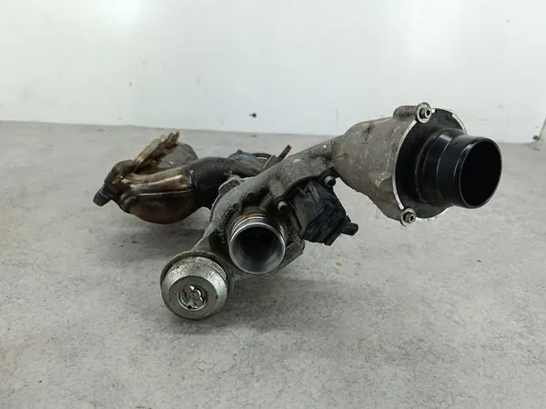 Turbina con Colector Mercedes-Benz Clase C W204 1.6 16V image 3