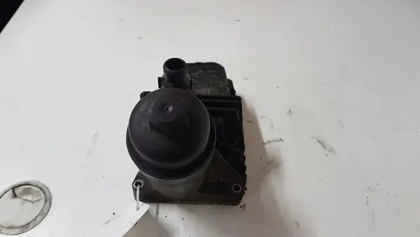 Oljefilterfäste BMW 3 (E90) 2.0L Diesel 2011 image 5